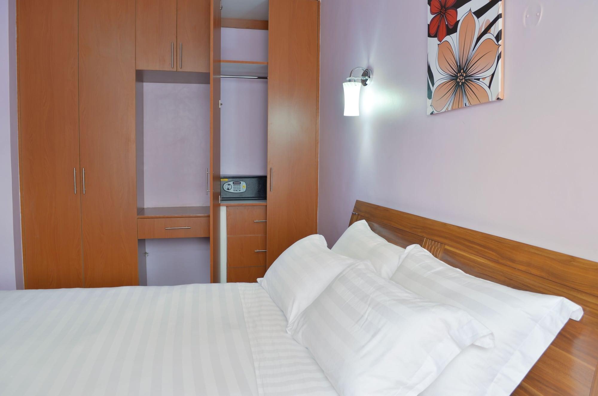 Fahari Palace Serviced Apartments Найроби Экстерьер фото